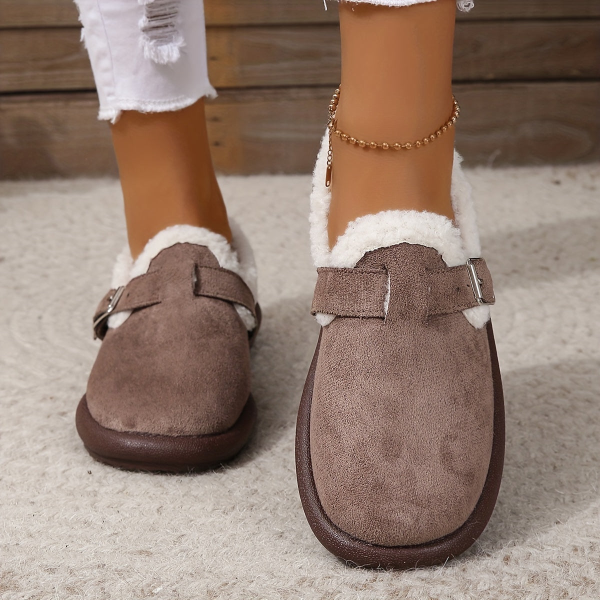 WOMEN'S PLUSH ROUND TOE SLIP-ON FLATS